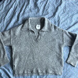 Abercrombie Gray V-Neck Sweater